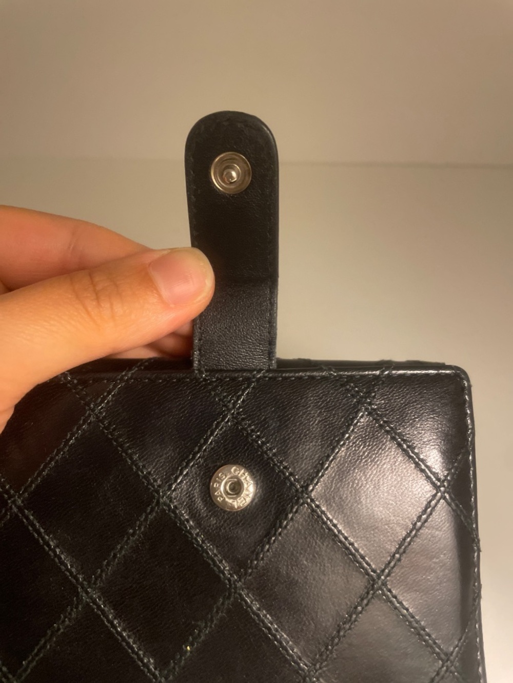CHANEL Black Lambskin Quilted Wallet - Picture 3 of 12